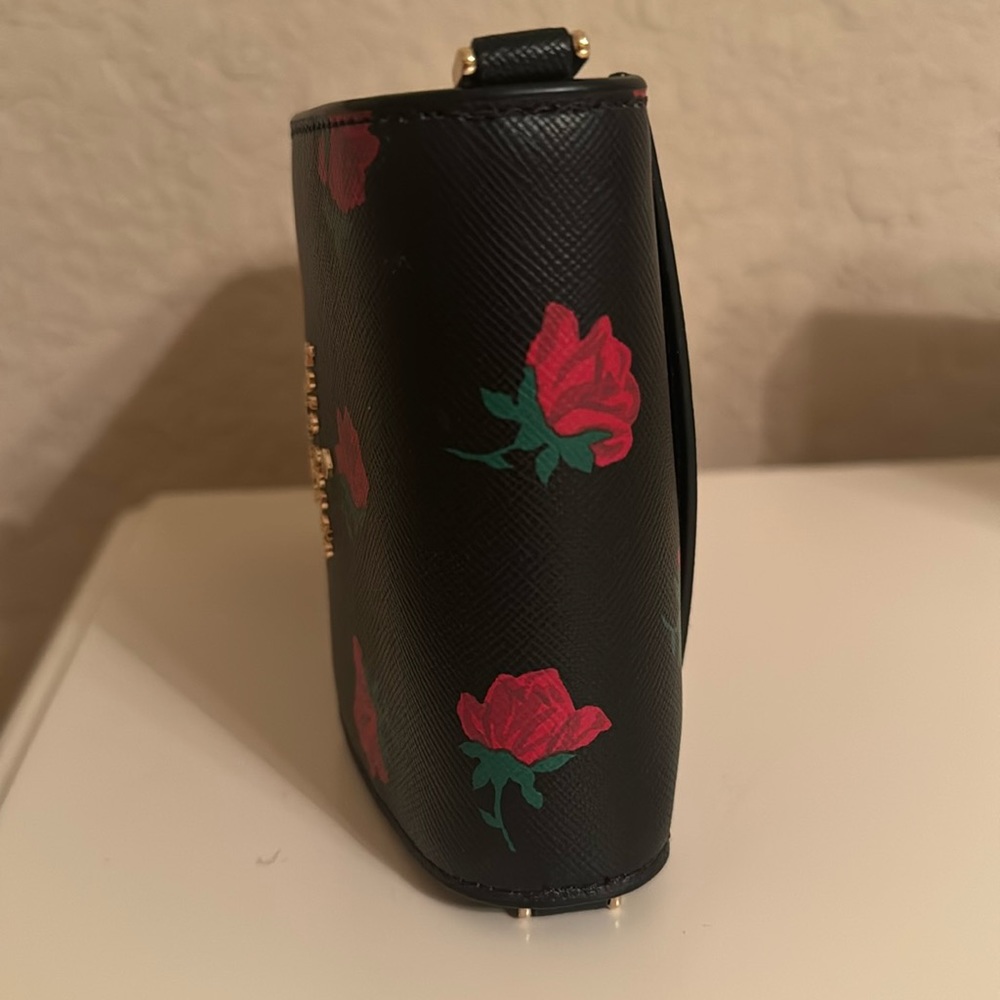 Kate Spade Rose Crossbody! - Picture 11 of 12